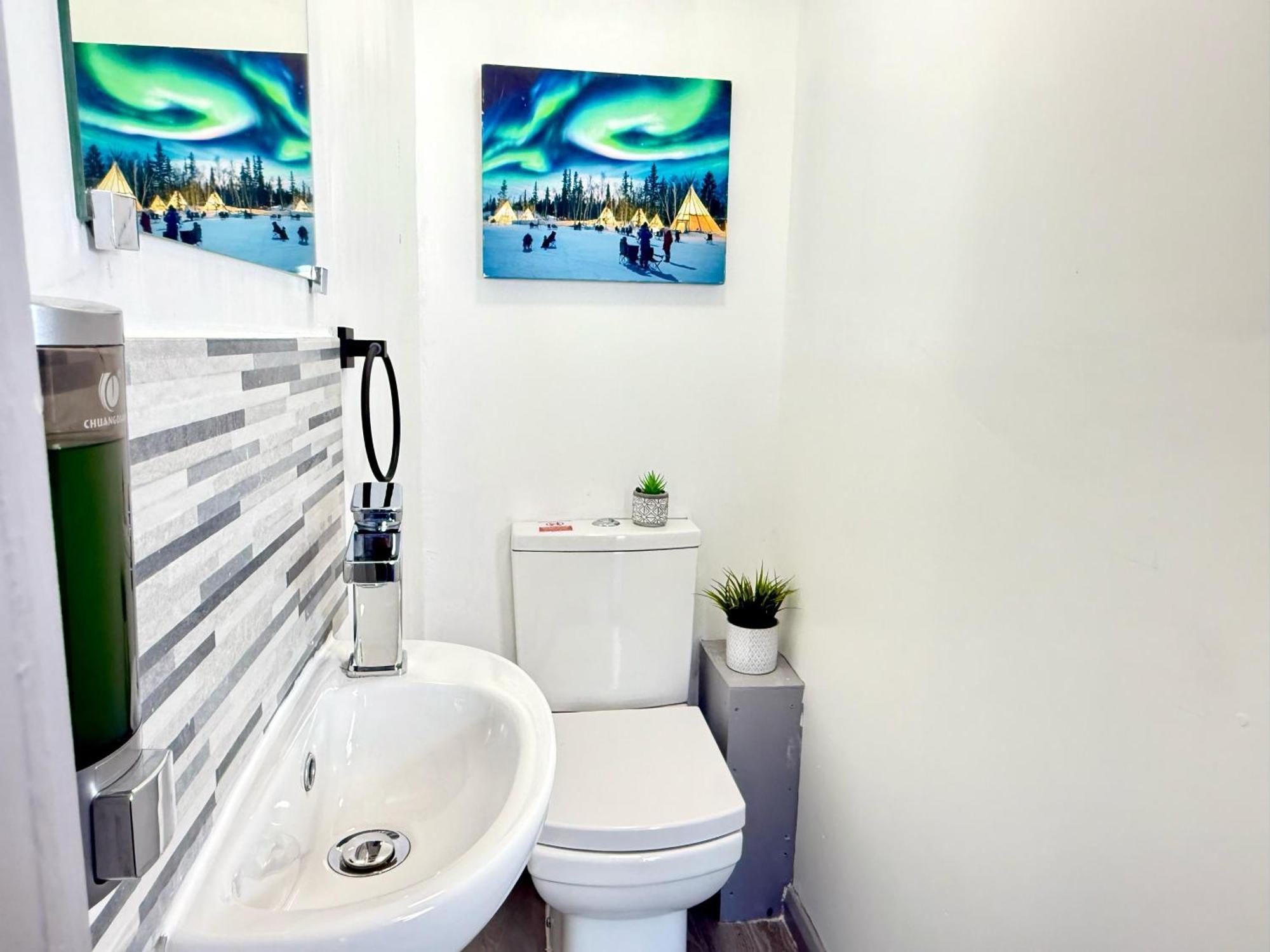 Stylish 3-Bedroom House With Garden & Free Parking'S, Prime Location With Private Garden Kidlington Exterior photo